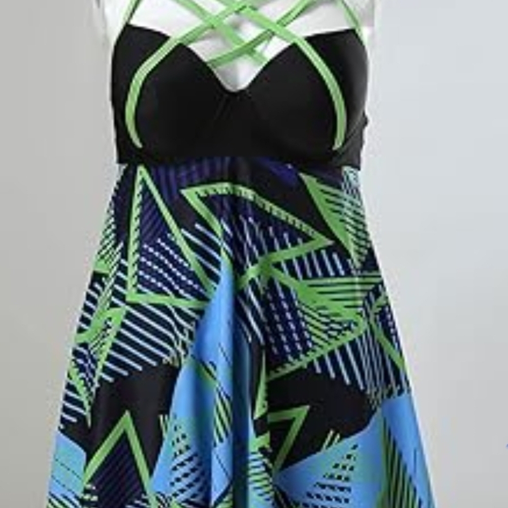 Strappy Geometric Tankini Swim Top in Black, Green, and Blue 2X